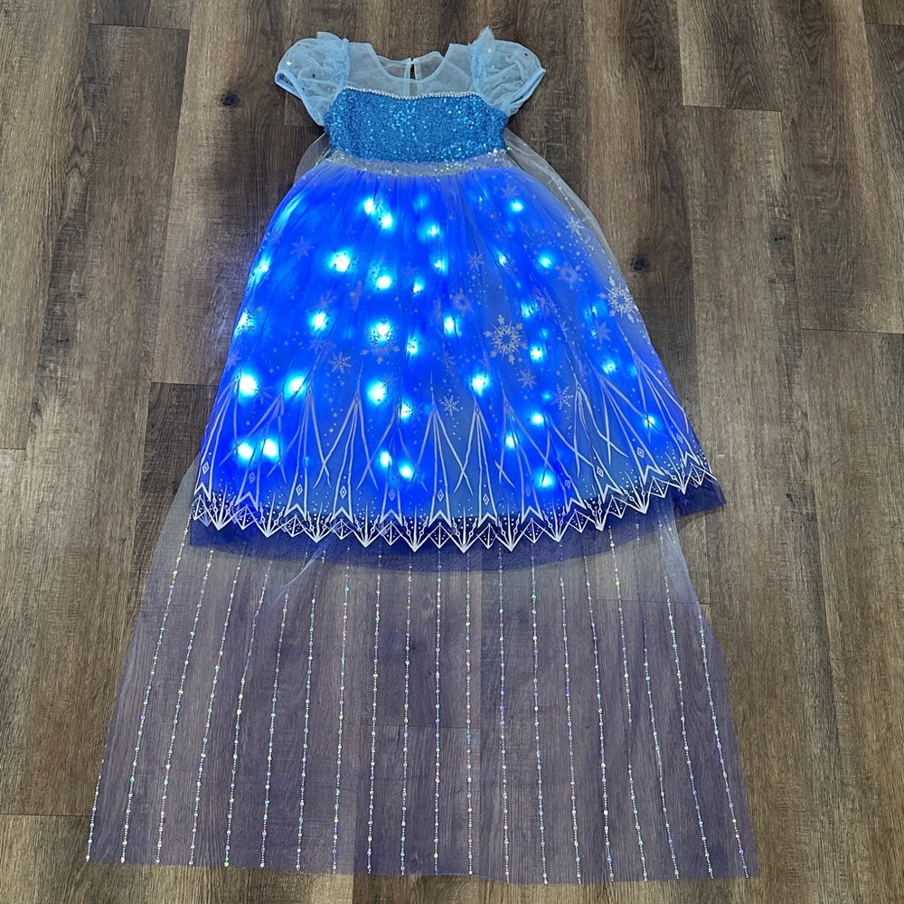 Uporpor,Blue Light-Up Princess Dress